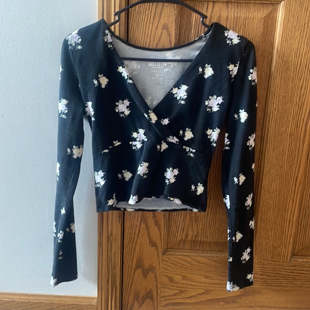 Hollister Black Longsleeve Floral Crossover Top